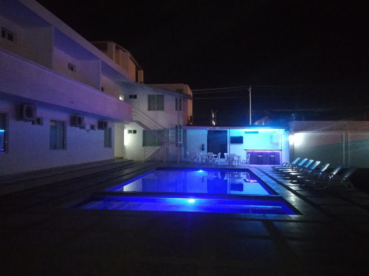Manta Airport Hotel Eksteriør bilde