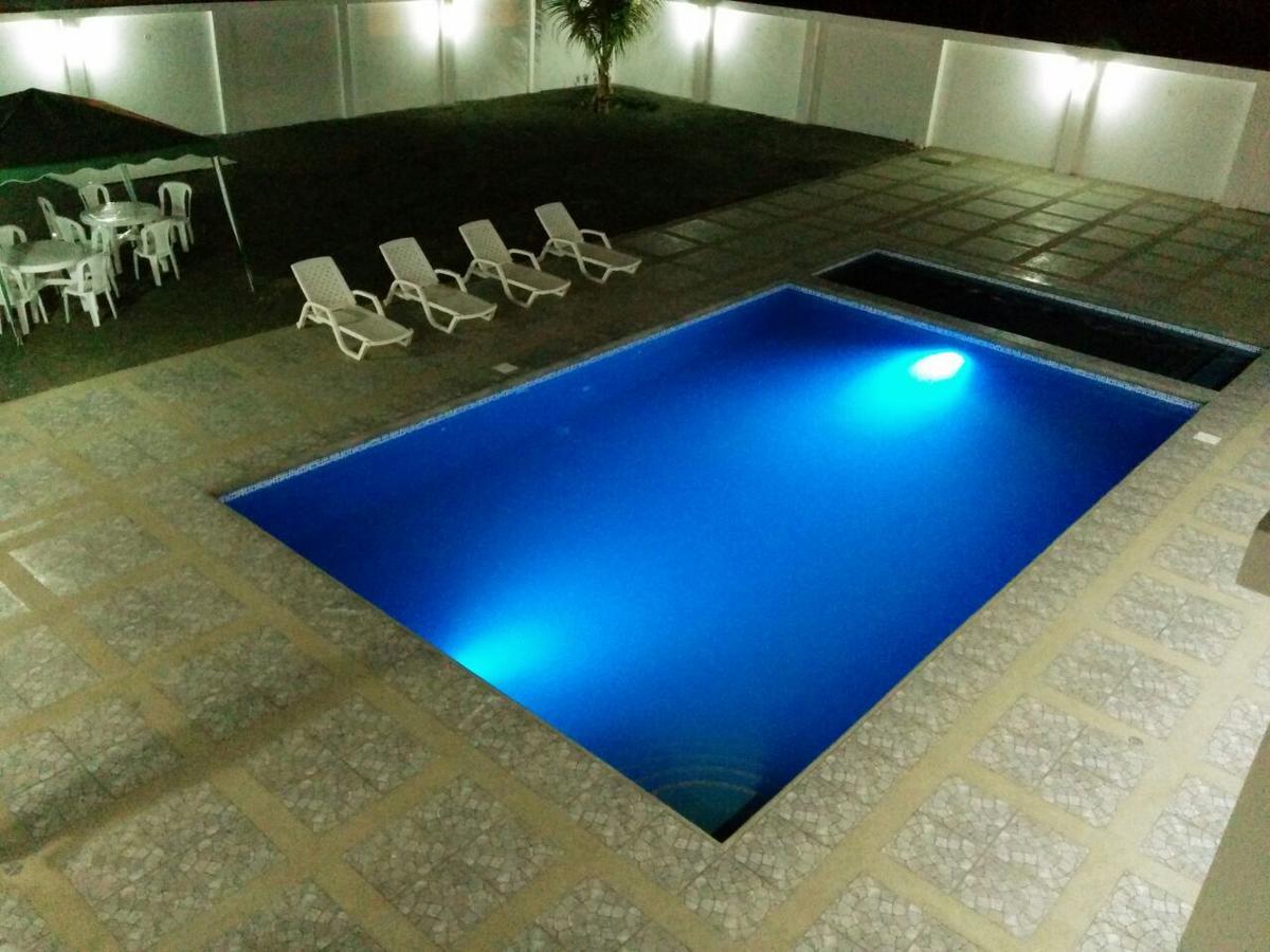 Manta Airport Hotel Eksteriør bilde